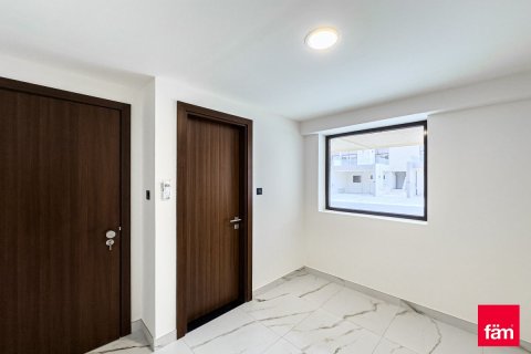 3 bedrooms Townhouse in Dubai, UAE No. 215970 20