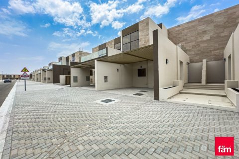 3 bedrooms Townhouse in Dubai, UAE No. 215970 13