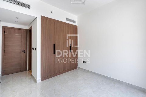Apartment de 2 dormitorios en District 10, UAE No. 215225 6