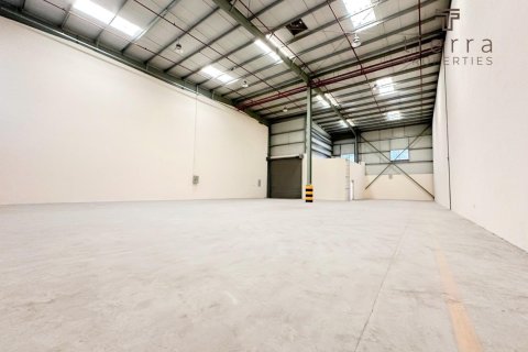 473.8m² Warehouse in Dubai, UAE No. 38859 5