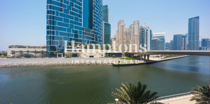 Appartement de 1 chambre à The Address Dubai Marina, UAE No. 167075