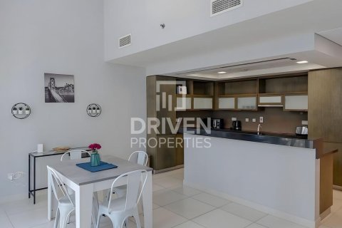 Apartment de 1 dormitorio en The Lofts, UAE No. 215126 3
