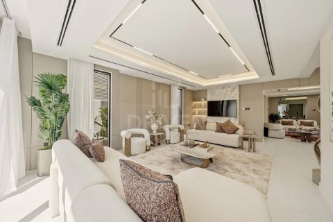 Вилла с 6 спальнями в Jumeirah 3, ОАЭ №221069 3
