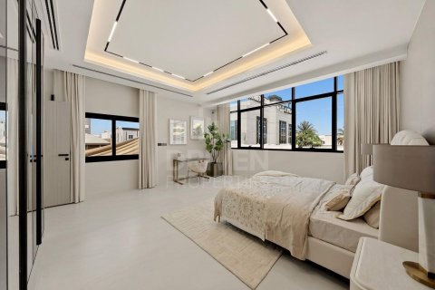Вилла с 6 спальнями в Jumeirah 3, ОАЭ №221069 16