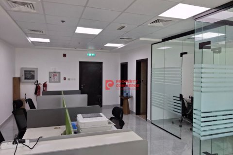 Office de 72m² en Jumeirah Lake Towers, UAE No. 39747 8