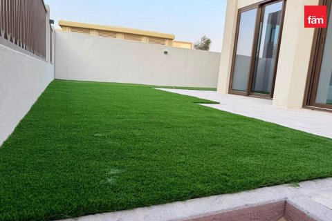 4 bedrooms Townhouse in Dubai, UAE No. 213681 3