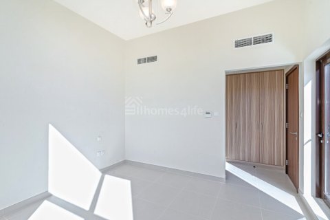 Townhouse de 3 dormitorios en District 11, UAE No. 170626 18