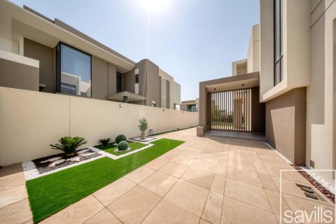 Villa de 4 dormitorios en Jebel Ali, UAE No. 222611 22