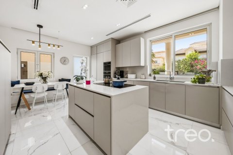 Villa de 5 dormitorios en The Villa, UAE No. 222687 14