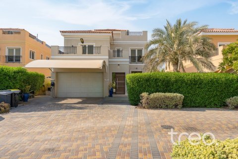 Villa de 5 dormitorios en The Villa, UAE No. 222687 3