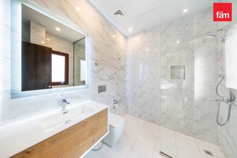 5 bedrooms Villa in Al Barsha, UAE No. 198631 3