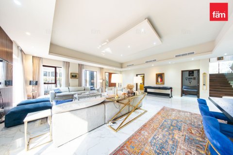 5 bedrooms Villa in Al Barsha, UAE No. 198631 28
