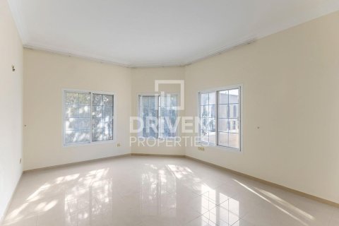 Villa de 5 chambres à Umm Al Sheif Villas, UAE No. 202800 10
