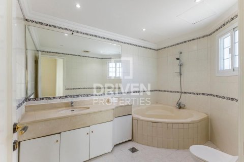 Villa de 5 chambres à Umm Al Sheif Villas, UAE No. 202800 25