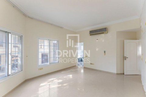 Villa de 5 chambres à Umm Al Sheif Villas, UAE No. 202800 12