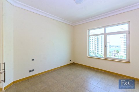 Appartement de 3 chambres à Shoreline Apartments, UAE No. 153348 9