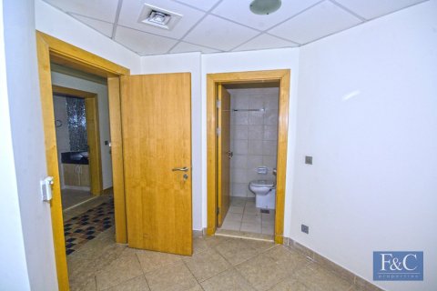 Appartement de 3 chambres à Shoreline Apartments, UAE No. 153348 5