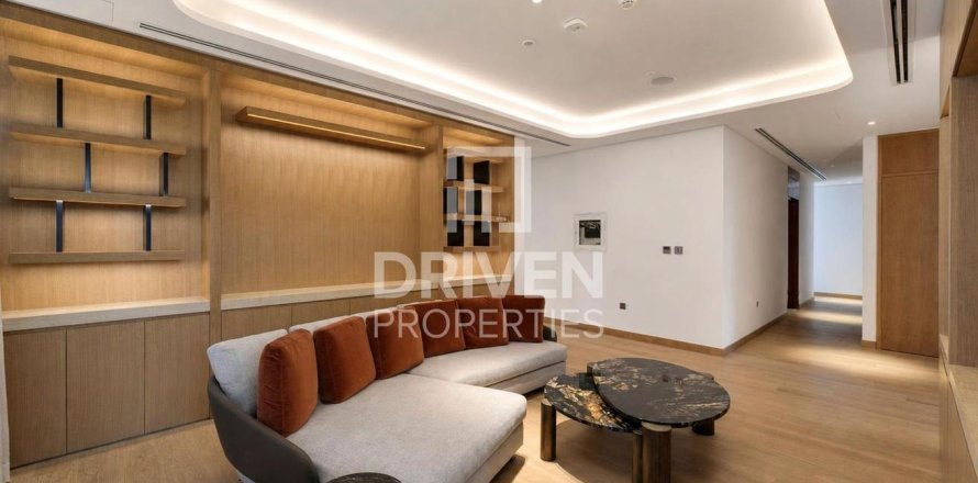 Penthouse de 5 dormitorios en Jumeirah, UAE No. 221461