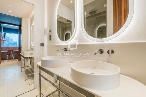 1 bedroom Apartment in Business Bay, UAE No. 128334 13