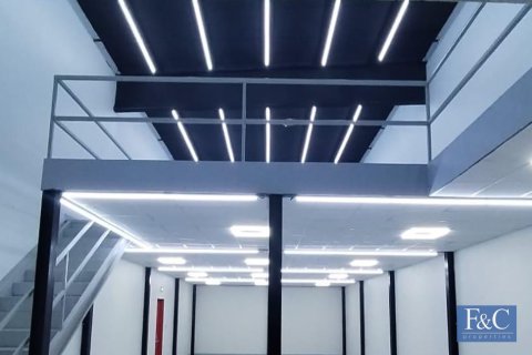 766مربع، مستودع في Al Quoz Industrial Area, الإمارات العربية المتحدة رقم 153819 10