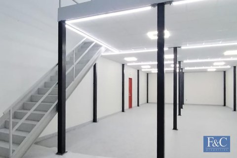 766مربع، مستودع في Al Quoz Industrial Area, الإمارات العربية المتحدة رقم 153819 3