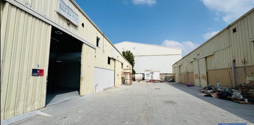 766مربع، مستودع في Al Quoz Industrial Area, الإمارات العربية المتحدة رقم 153819