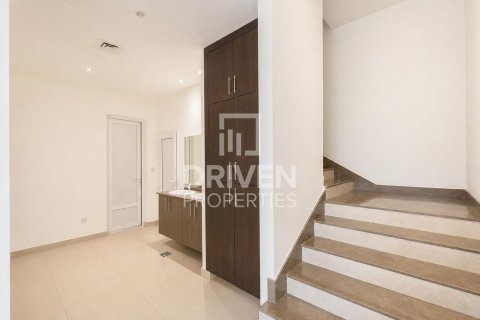 4 غرف نوم فيلا في Mirdif Villas, الإمارات العربية المتحدة رقم 217874 16