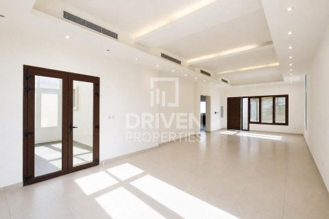 4 غرف نوم فيلا في Mirdif Villas, الإمارات العربية المتحدة رقم 217874 4