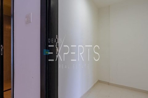 2 bedrooms Apartment in Al Reef, UAE No. 224067 6