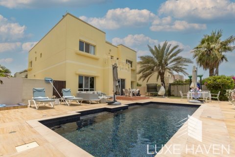 Villa de 4 dormitorios en Meadows, UAE No. 11349 22