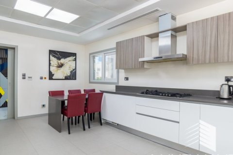 Villa de 4 dormitorios en Meadows, UAE No. 11349 5