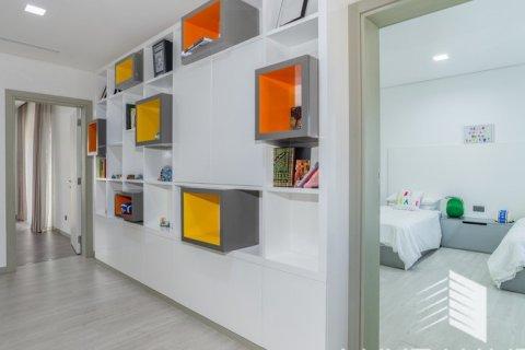 Villa de 4 dormitorios en Meadows, UAE No. 11349 12