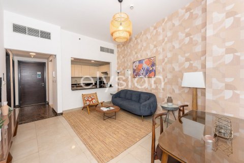 1 bedroom Apartment in Sparkle Towers, UAE No. 64642 16