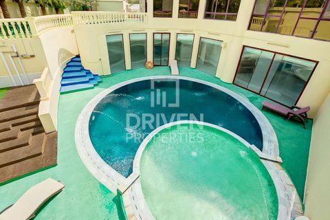 1723.72m² Villa in Sector E, UAE No. 212407 26