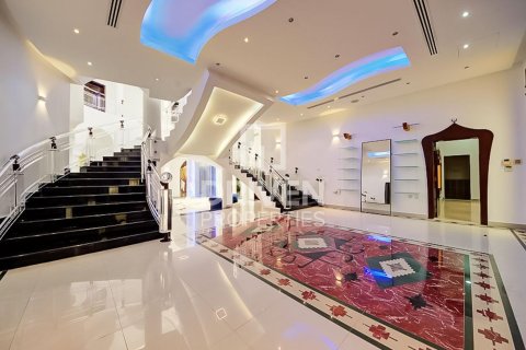 1723.72m² Villa in Sector E, UAE No. 212407 6