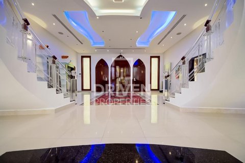 1723.72m² Villa in Sector E, UAE No. 212407 14
