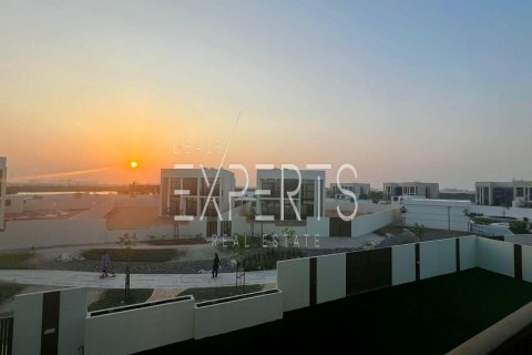 Villa de 4 dormitorios en Abu Dhabi, UAE No. 224181 12