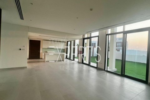 Villa de 4 dormitorios en Abu Dhabi, UAE No. 224181