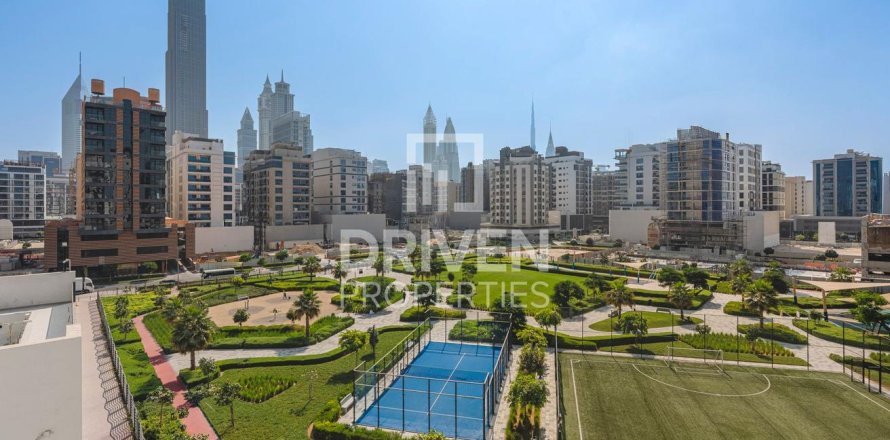 Apartment de 2 dormitorios en Al Satwa, UAE No. 215169