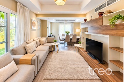 3 bedrooms Villa in Arabian Ranches, UAE No. 220865 4