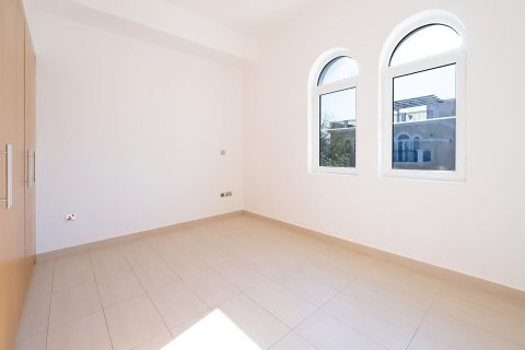 Villa de 4 dormitorios en Jumeirah Park, UAE No. 215277 20