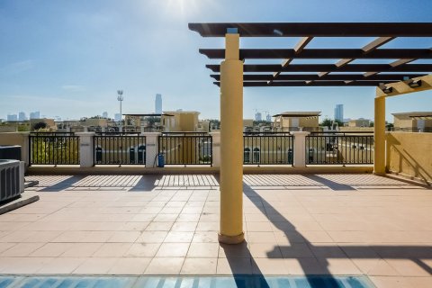 Villa de 4 dormitorios en Jumeirah Park, UAE No. 215277 10