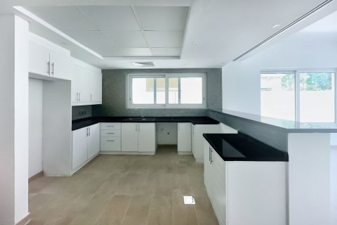 Villa de 4 dormitorios en Jumeirah Park, UAE No. 215277 23