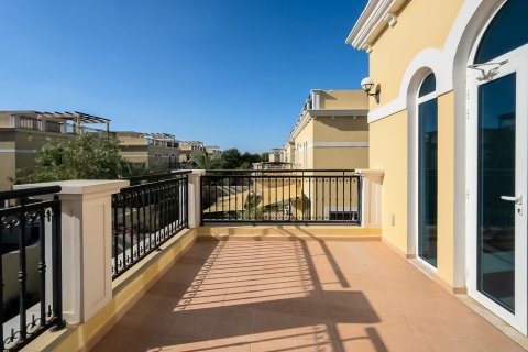 Villa de 4 dormitorios en Jumeirah Park, UAE No. 215277 8