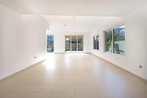 Villa de 4 dormitorios en Jumeirah Park, UAE No. 215277 21