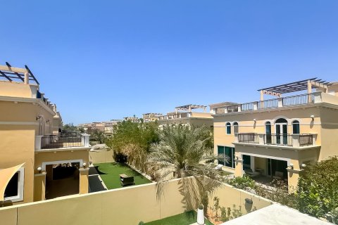 Villa de 4 dormitorios en Jumeirah Park, UAE No. 215277 16