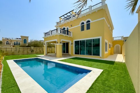 Вилла с 4 спальнями в Jumeirah Park, ОАЭ №215277