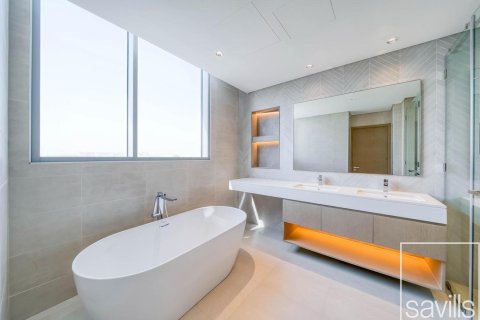 Appartement de 4 chambres à District One, UAE No. 217366 8