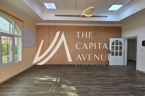 Villa de 1099.88m² en Muroor Area, UAE No. 223614 8