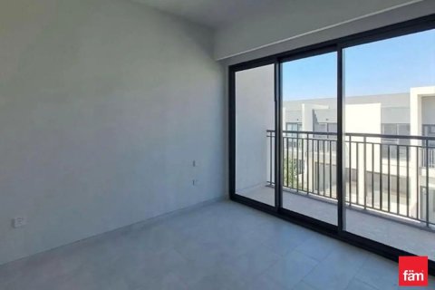 4 bedrooms Villa in Dubai, UAE No. 216401 2